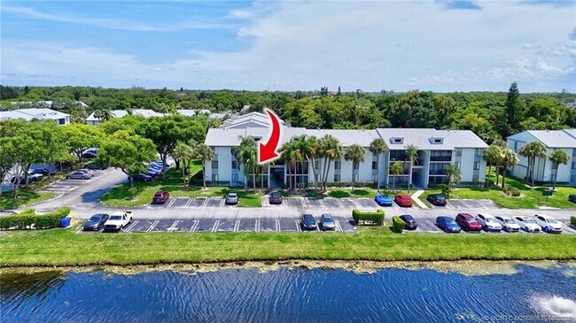 1008 Green Pine Blvd Unit 0012