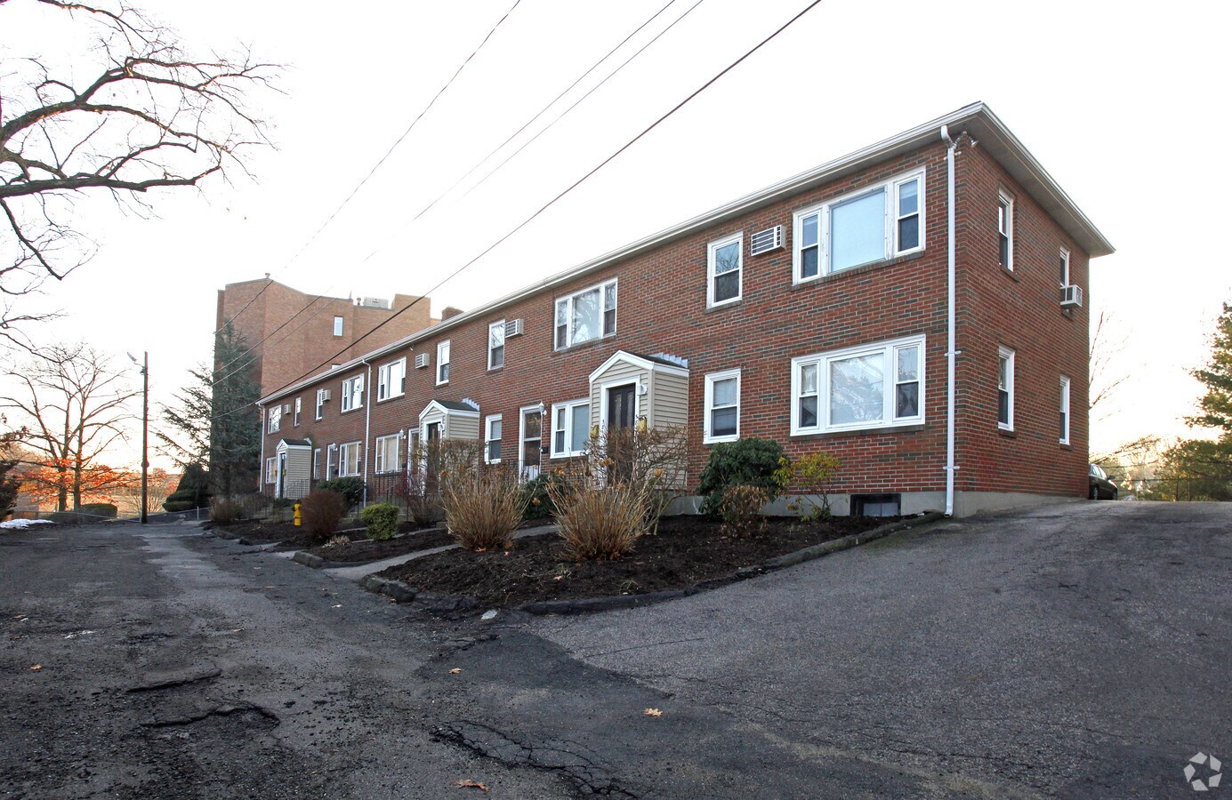Photo - 48-58 Edge Hill Rd Apartments