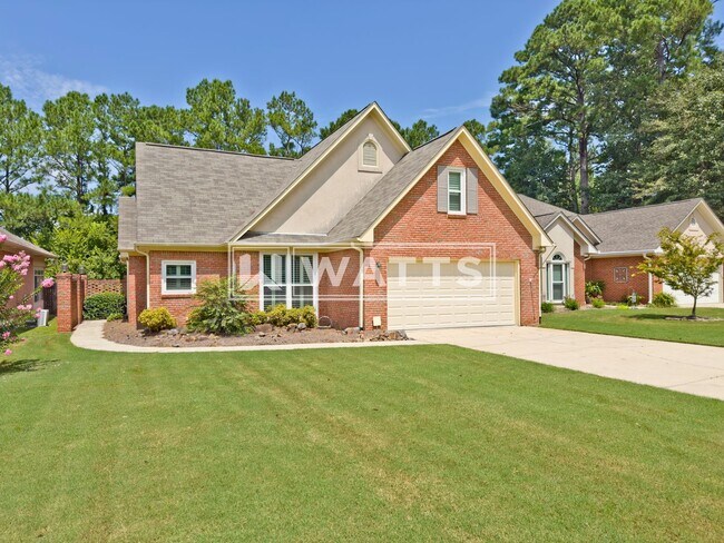 Building Photo - 3-Bed 2-Bath Garden Home at The Cottages o...