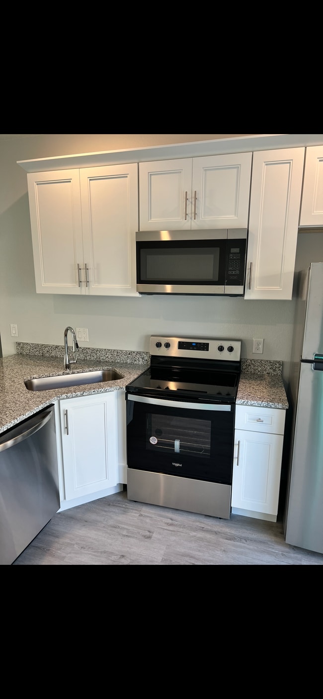 Photo - Lakeland Stella Duplex Unit 833