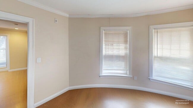 Photo - 2bed in Roxbury available 9/1