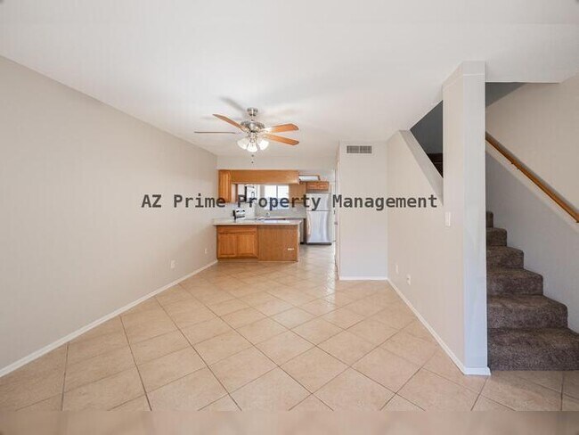 Photo - 1055 W 5th St