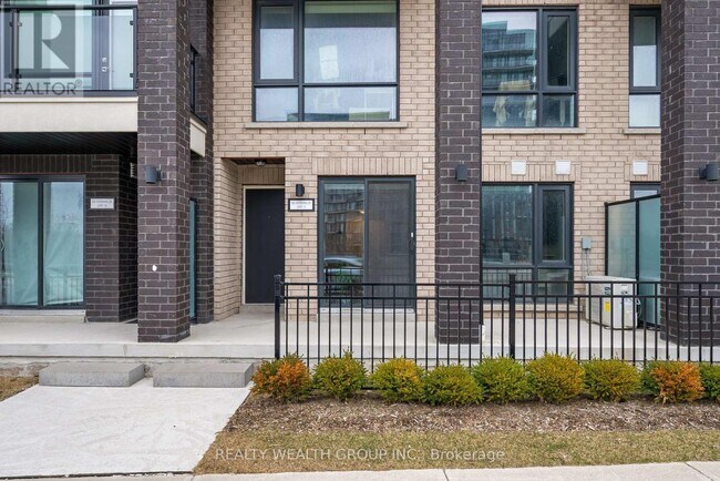 Photo - 185 Veterans Drive