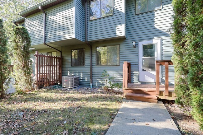 Photo - 63 Trailside Way