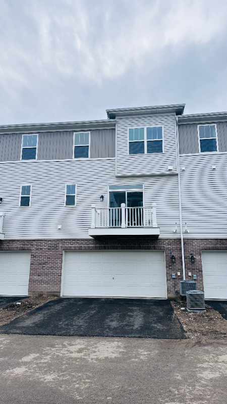 Photo - 1094 Bogart St Townhome