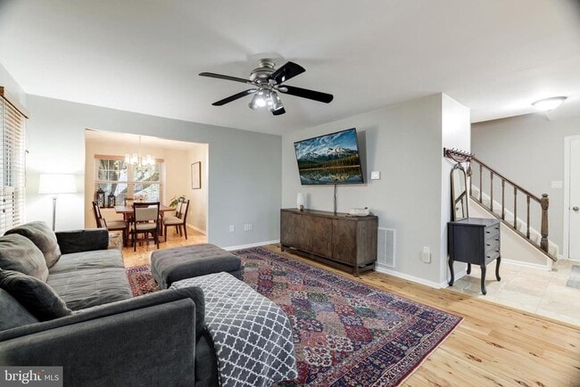 Photo - 22 Newland Ct