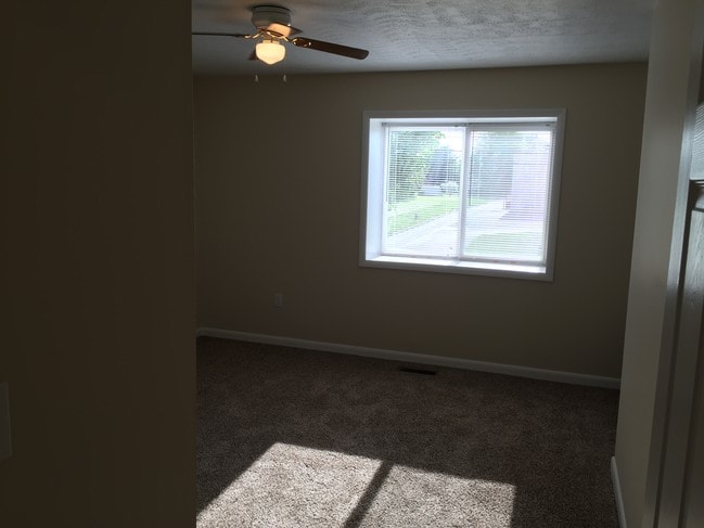 Photo - Evergreen Townhouses on Lee St