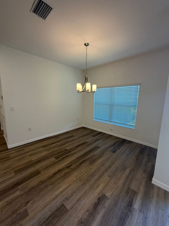 Photo - 17223 Berwin Ave