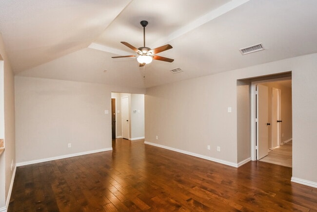 Photo - 2131 Trishia Ln