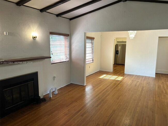 53 NW 93rd St