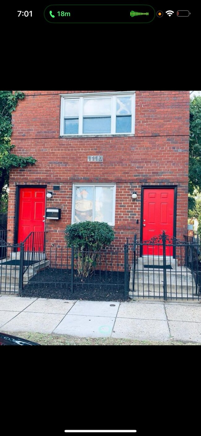 Building Photo - 1110 16th St NE