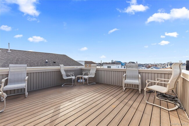 Photo - 40 New Hampshire St