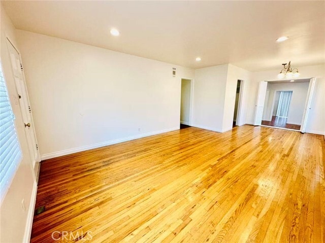 Photo - 400 E Fernfield Dr