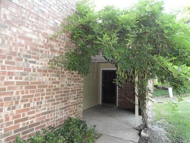 Building Photo - 2717 Meadowstone Ct