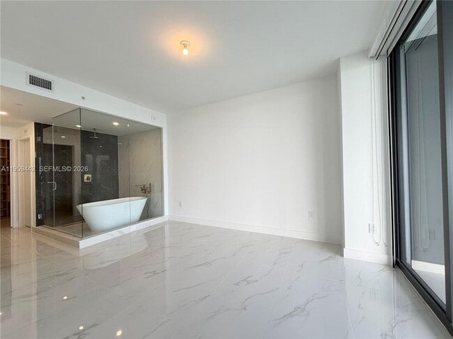 Photo - 700 NE 24th St Unit 3503