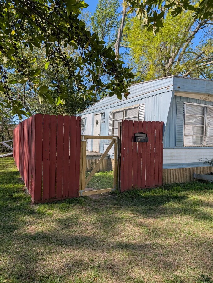 Photo - 2108 Avenue M