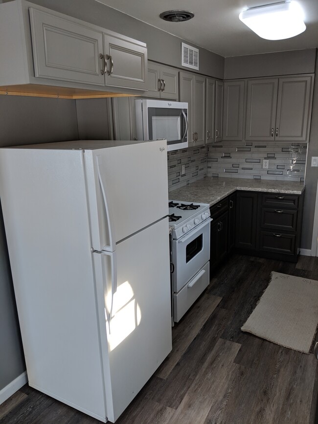 New kitchen cabinets