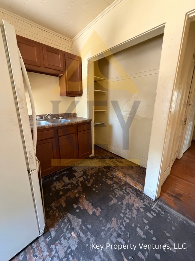 Photo - 20 Clay Ave Unit 1