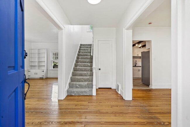 Photo - Tastefully Updated 3 Bed, 2 Bath Home - 2 ...