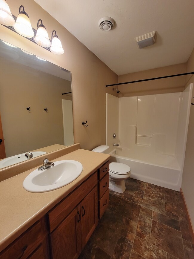 Photo - 720 Brooklawn Dr Unidad 3 Rental