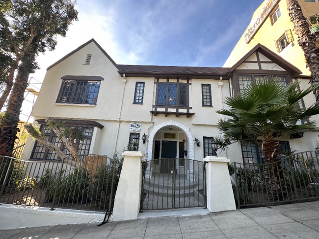 Building Photo - 1825 Ivar Ave Rental