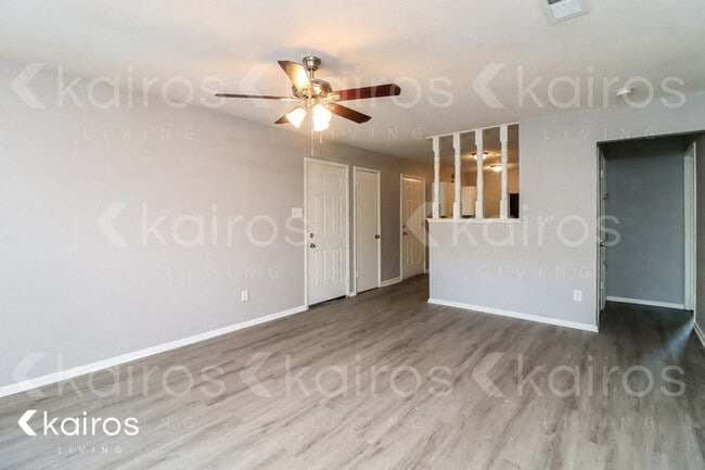 4821 Rickee Dr