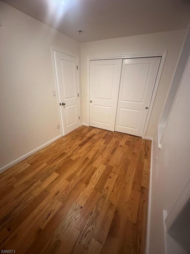 Photo - 192 Fairview Ave Unit 1