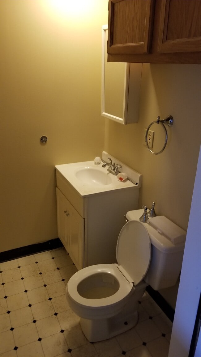 Photo - 14 Bardwell St Unit 2