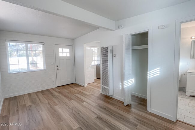 Photo - 1219 S Farmer Ave Unit 2