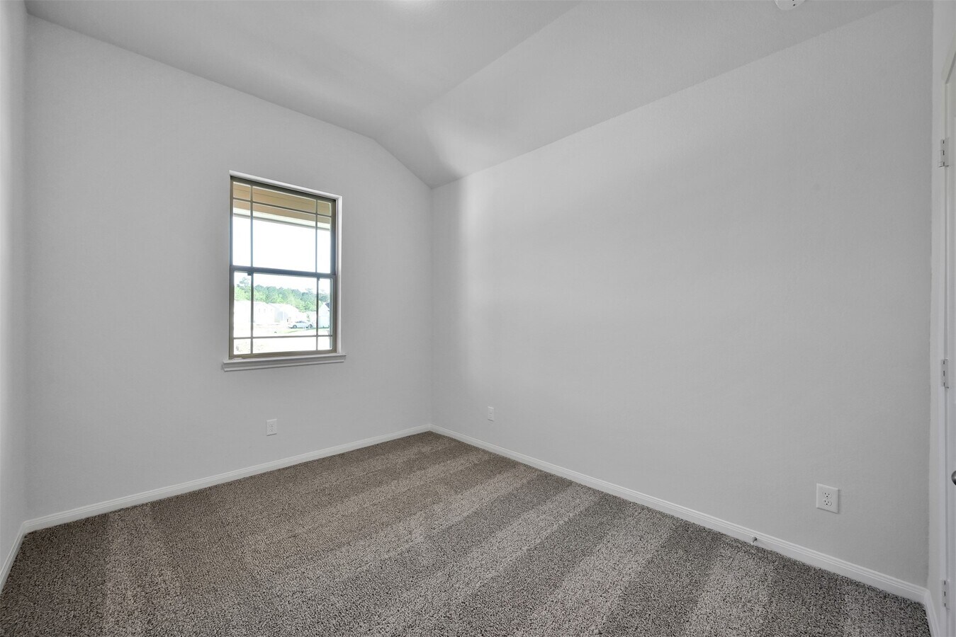 Photo - 17620 Cedar Crst Dr