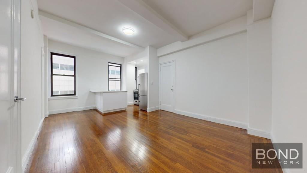 Photo - 140 E 46th St Apartamento Unidad 2-O