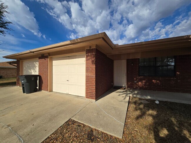 Photo - 3101 Honeysuckle Cir Unidad 3101 Honeysuckle Cir - B