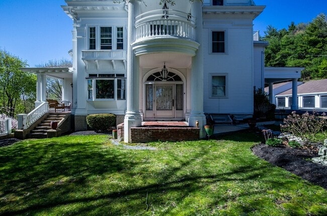 Photo - 1041 Great Pond Rd Unidad 4