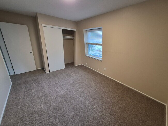 Photo - 3005 E Fountain Blvd