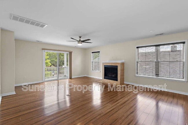 Photo - 3239 Granby St