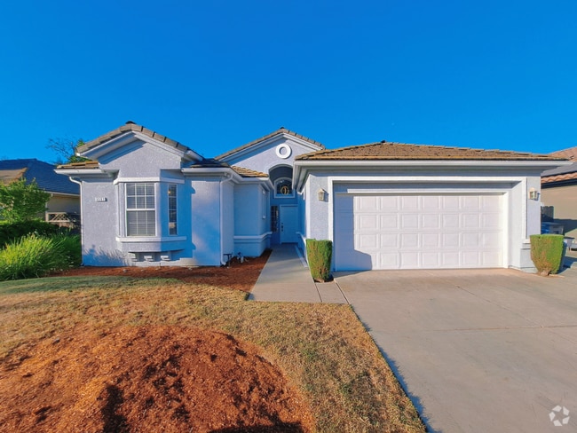 Building Photo - Beautiful 3 Bedroom Home for Rent in well ...