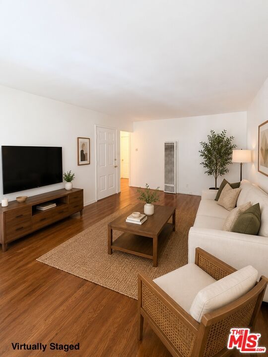 11928 Magnolia Blvd