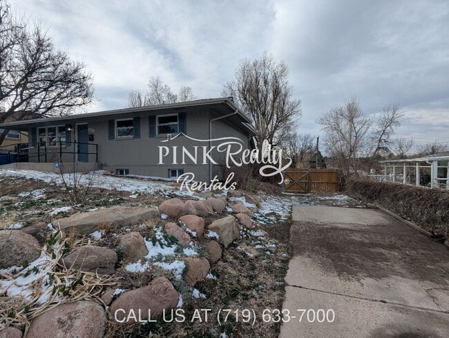 Photo - 2545 Lelaray St