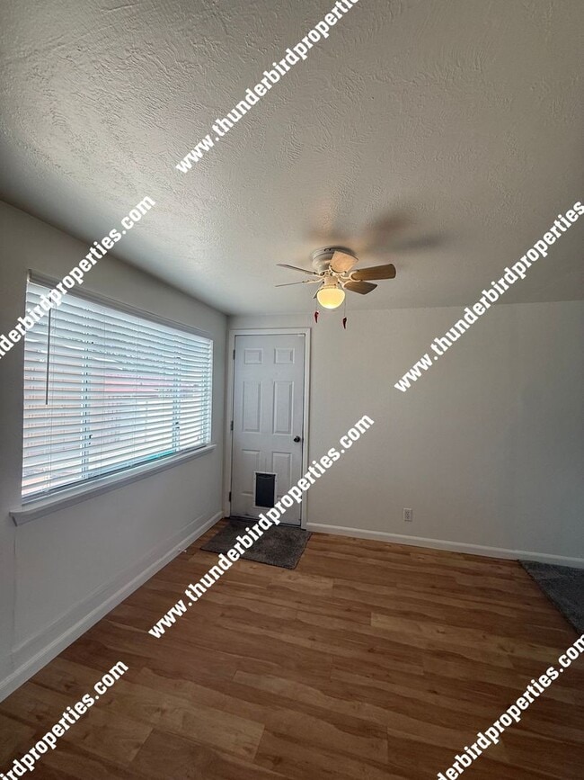 Photo - 11004 Mcknight Ave NE