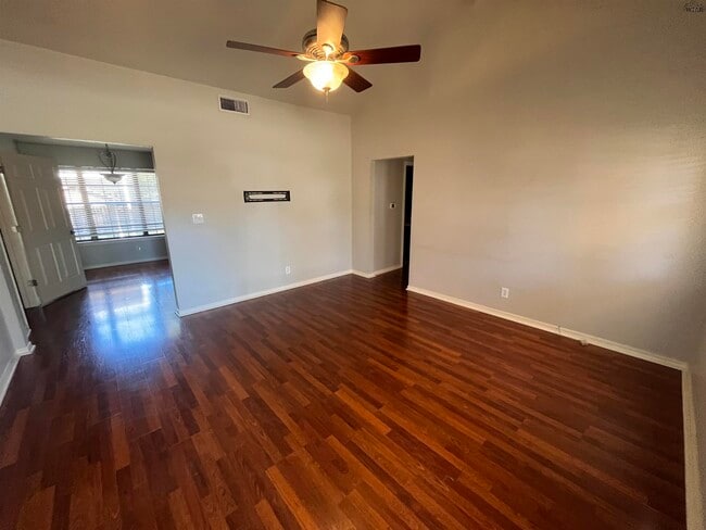 Photo - 1308 Montgomery St