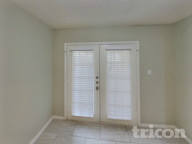 Photo - 3427 Waterview Trail