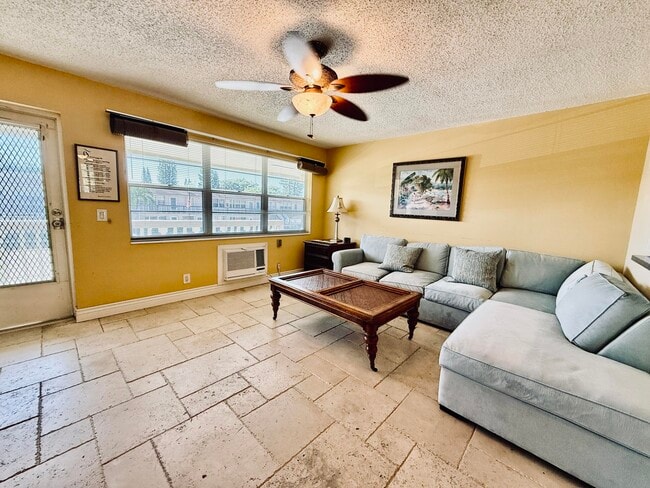 Photo - 159 Sussex H