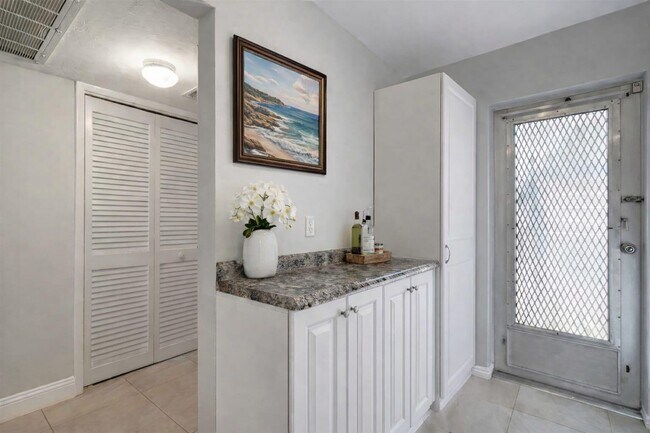 Photo - 4500 N Federal Hwy Unit 121c