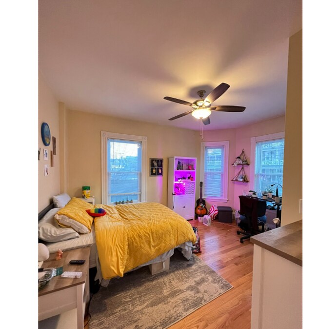 Photo - 87 Morrison Ave Unit 1R