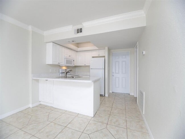 Photo - The Cove at 2950