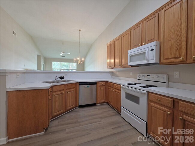 Photo - 4730 Willow Glen Rd