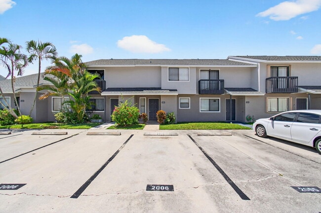 Photo - 2006 Wharf Ln