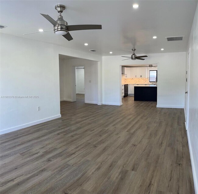 Photo - 4640 SW 94th Ct