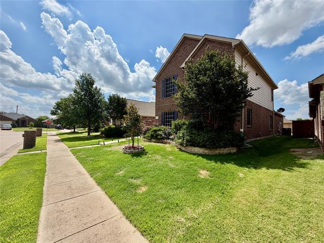 Photo - 9220 Stewart St