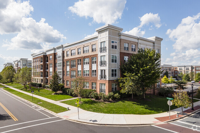 Building Photo - The Mark at Brickyard Rental